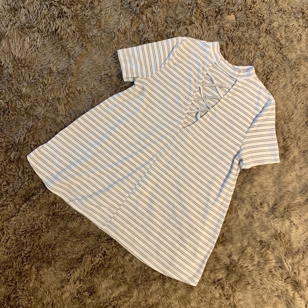 Mock neck criss cross shirt